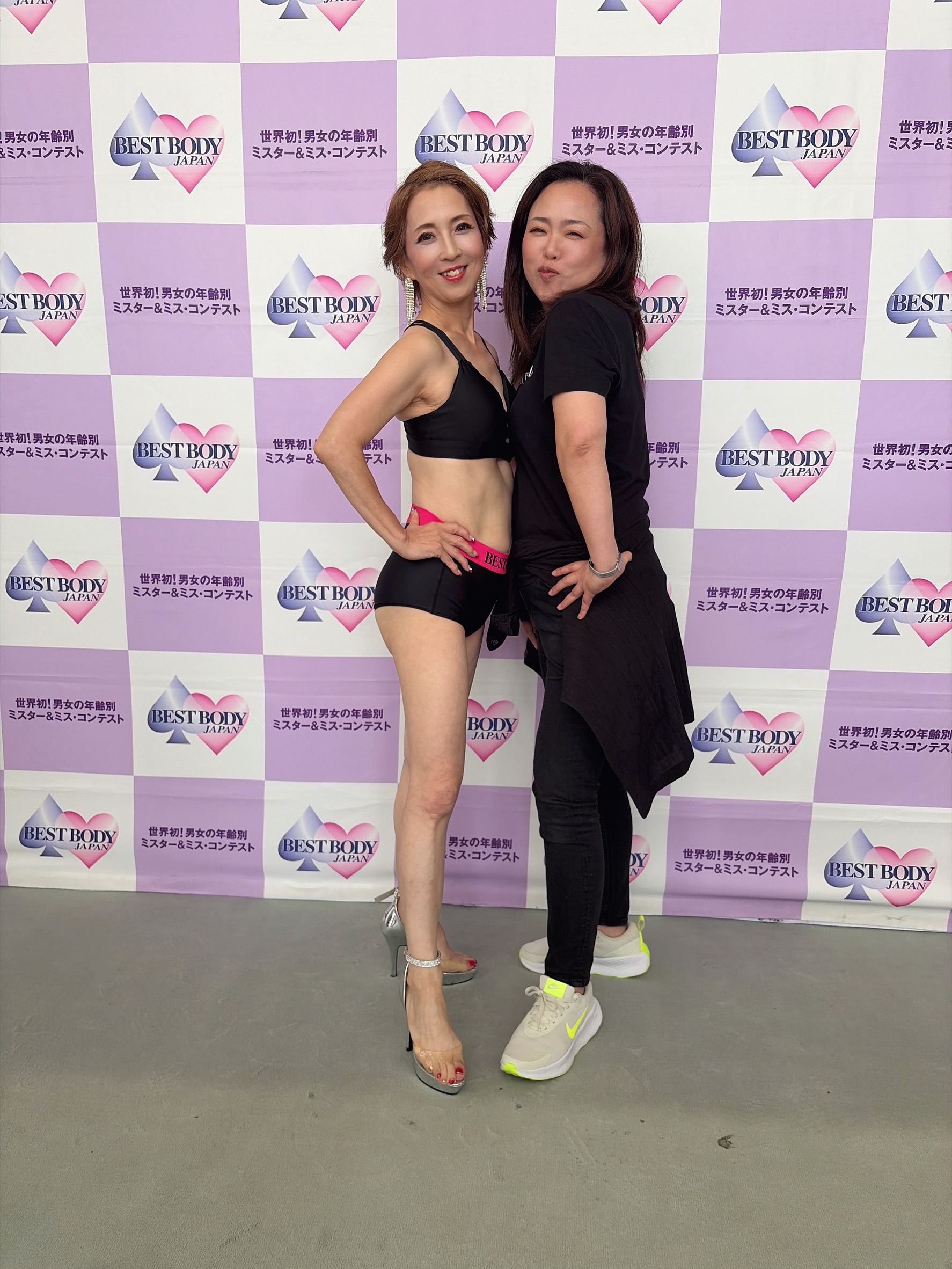 ベストボディジャパン広島大会に出場した砂田明美さんとPRIMAL＋村上亜希子｜ステージメイク担当